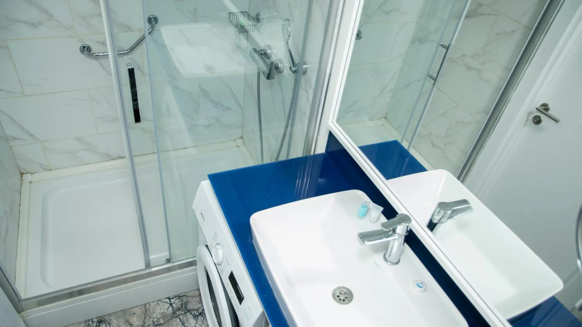 Apartahotel Spend Your Time In Batumi In Orbi City N7 Georgia